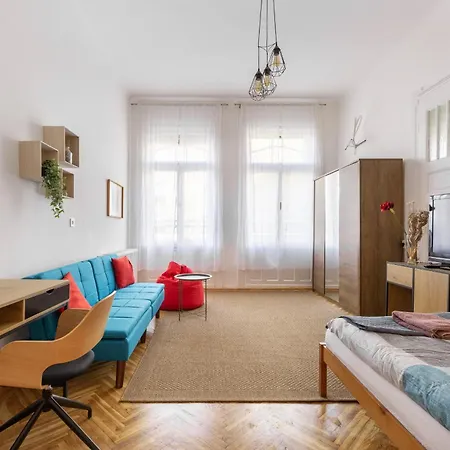 Vig26 Bright And Spacious By The Rakoczi Market Hall Lägenhet *