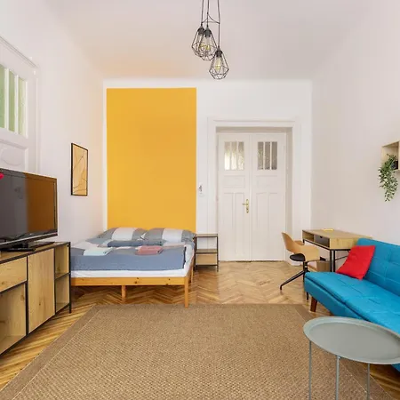 Vig26 Bright And Spacious By The Rakoczi Market Hall *